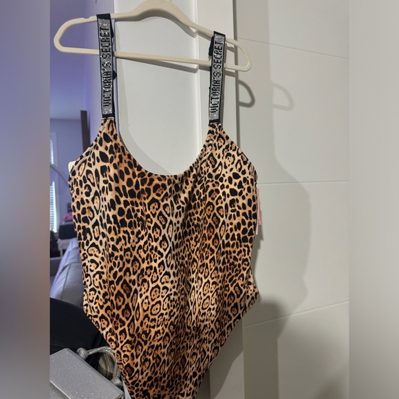 Victoria Secret Bling one peice Bathing suit - Picture 4 of 6